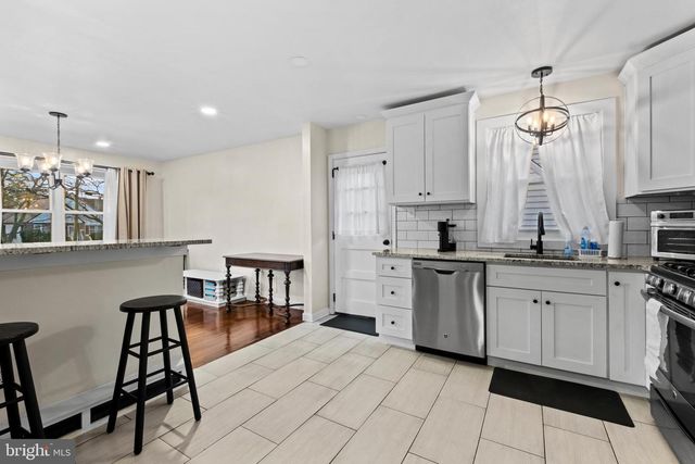 1136 BON AIR RD, Havertown, PA 19083