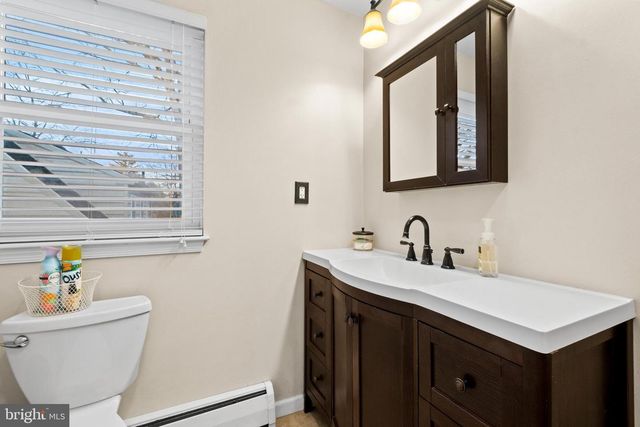 1136 BON AIR RD, Havertown, PA 19083