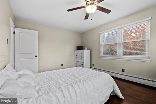 1136 BON AIR RD, Havertown, PA 19083