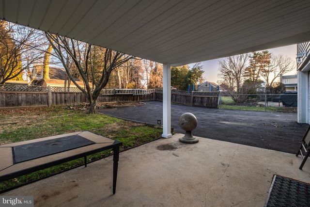 1136 BON AIR RD, Havertown, PA 19083