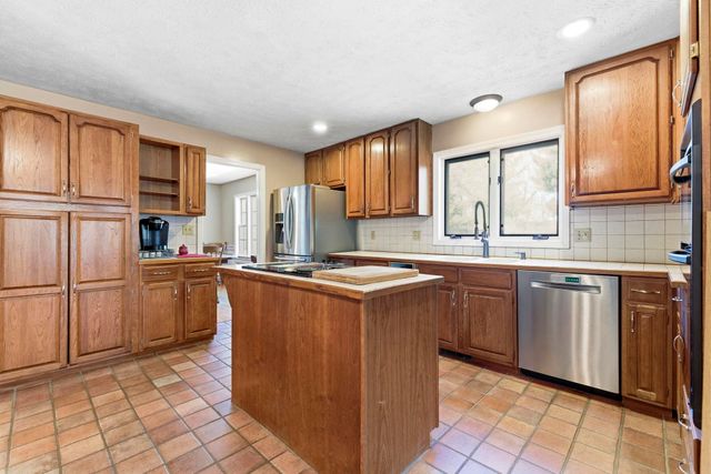 82 Truell Road, Hollis, NH 03049