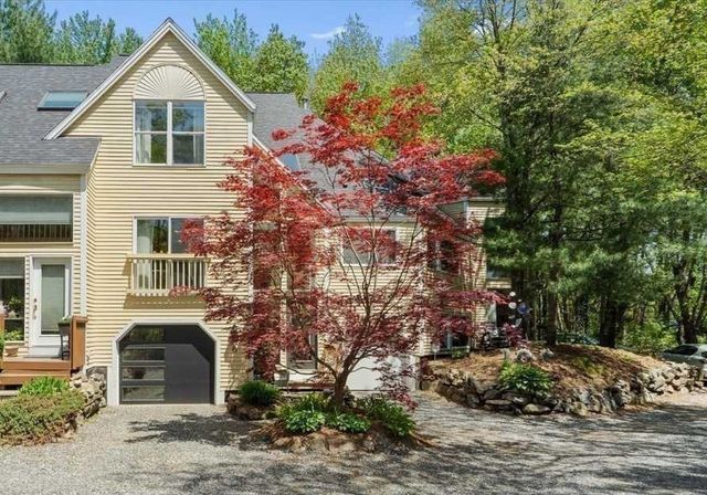 8 Deer Path 8, Hudson, MA 01749