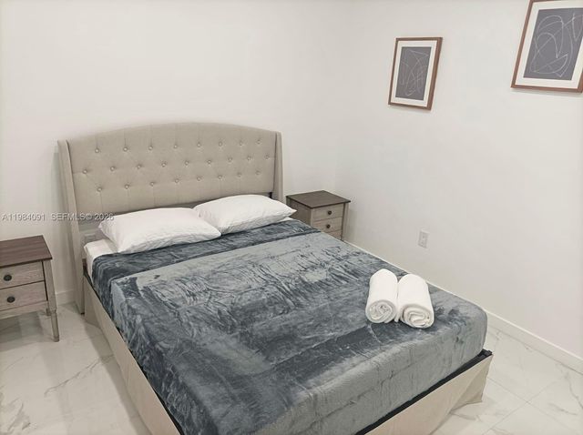 1220 NW 37th Ave 0, Miami, FL 33125