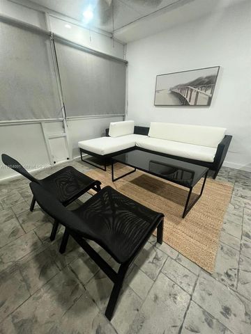 1220 NW 37th Ave 0, Miami, FL 33125