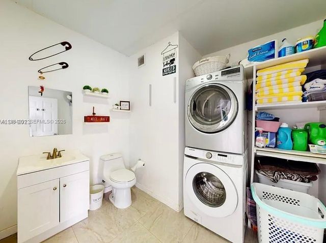 1220 NW 37th Ave 0, Miami, FL 33125