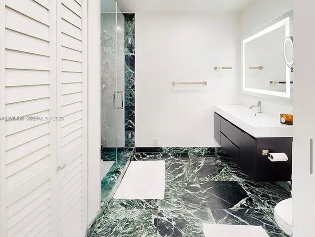 1220 NW 37th Ave 0, Miami, FL 33125