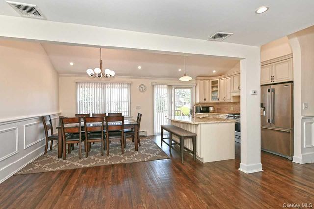 2885 Gerald Court, North Bellmore, NY 11710