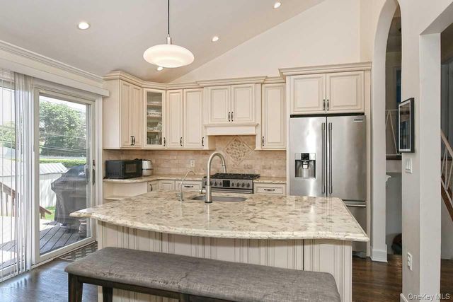 2885 Gerald Court, North Bellmore, NY 11710