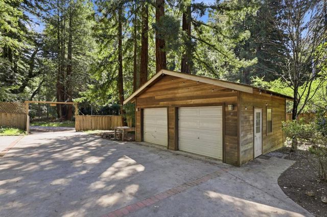 17760 China Grade Road, Boulder Creek, CA 95006