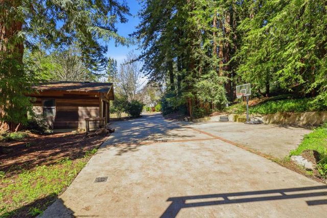 17760 China Grade Road, Boulder Creek, CA 95006