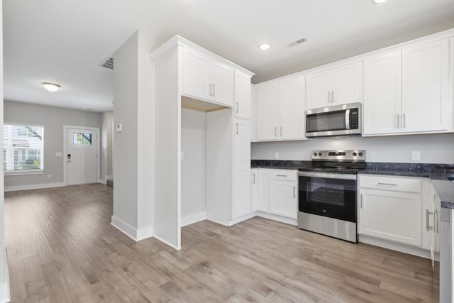 2426 Sayerville Ave, Old Hickory, TN 37138
