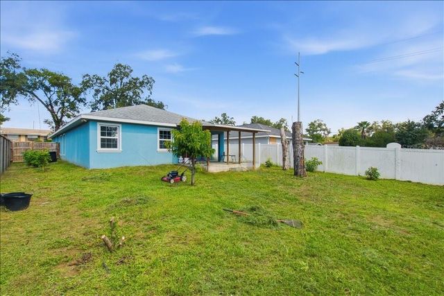 14584 20TH ST, Dade City, FL 33523