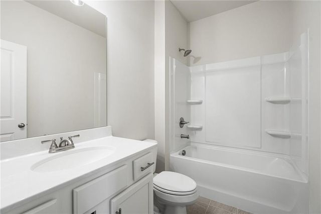 5577 Keswick Drive, Flowery Branch, GA 30542