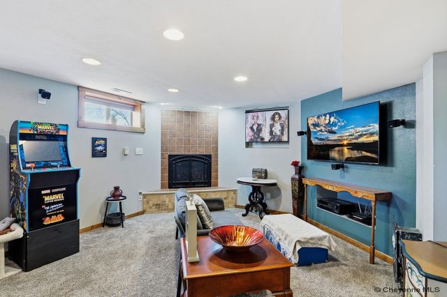 318 E 3RD AVE, Cheyenne, WY 82001