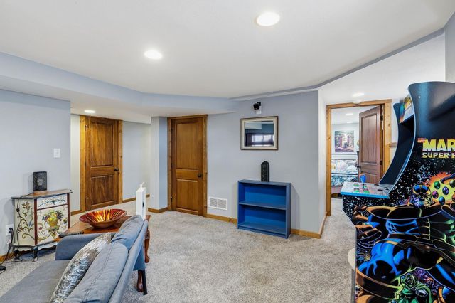 318 E 3RD AVE, Cheyenne, WY 82001