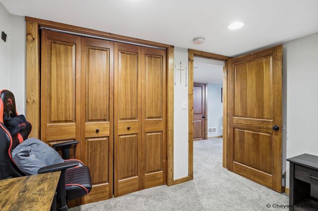 318 E 3RD AVE, Cheyenne, WY 82001