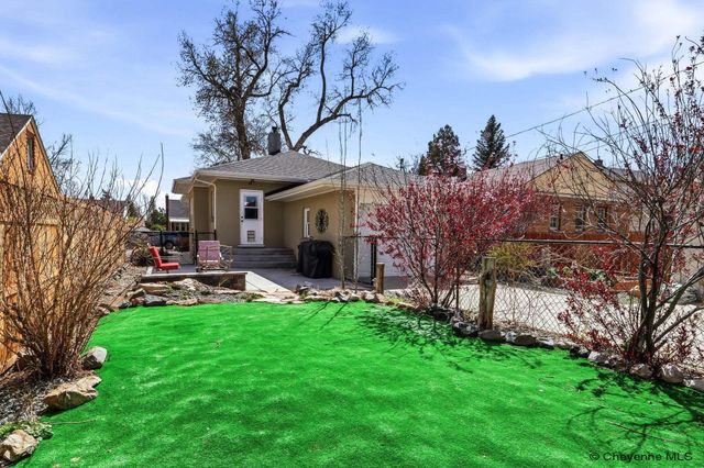 318 E 3RD AVE, Cheyenne, WY 82001