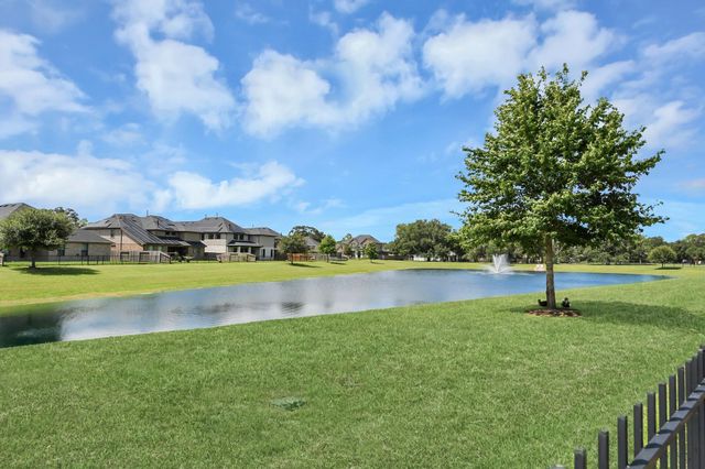 2539 Ravenna Court, Friendswood, TX 77546