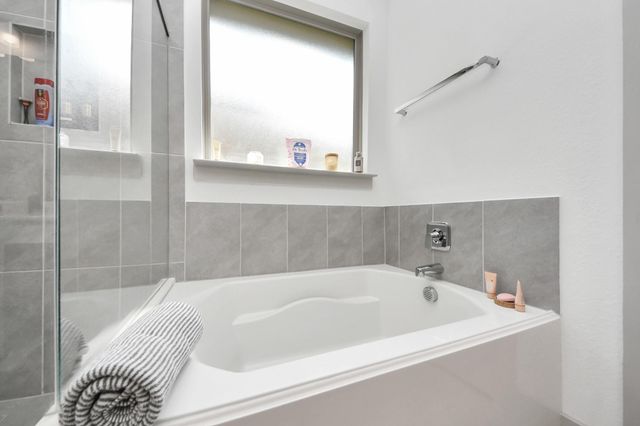 2539 Ravenna Court, Friendswood, TX 77546