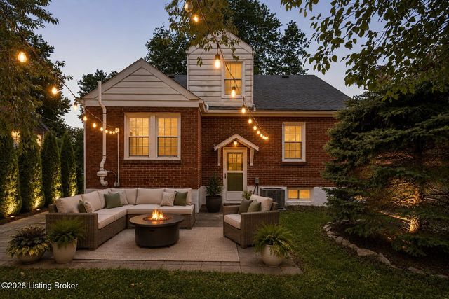 3811 Grandview Ave, Louisville, KY 40207