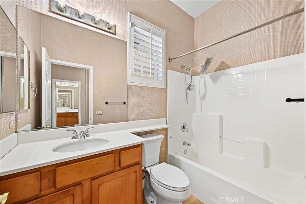 Image 30 of property listing at 26764 Kingwood, Murrieta, CA 92563