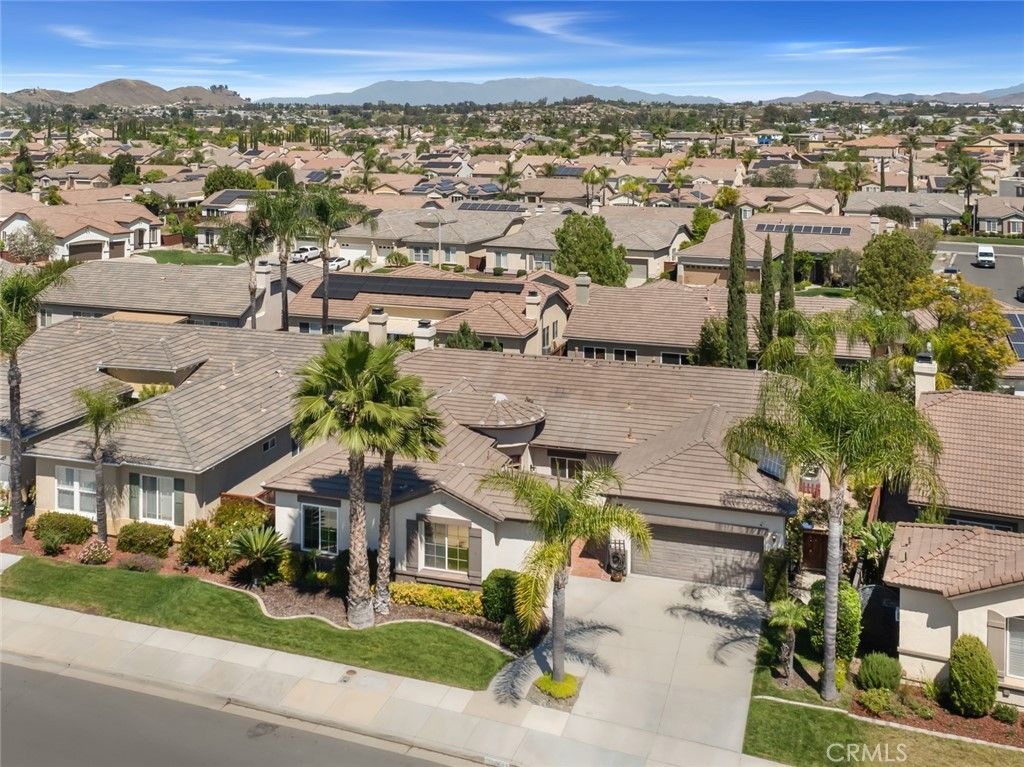 Image 37 of property listing at 26764 Kingwood, Murrieta, CA 92563