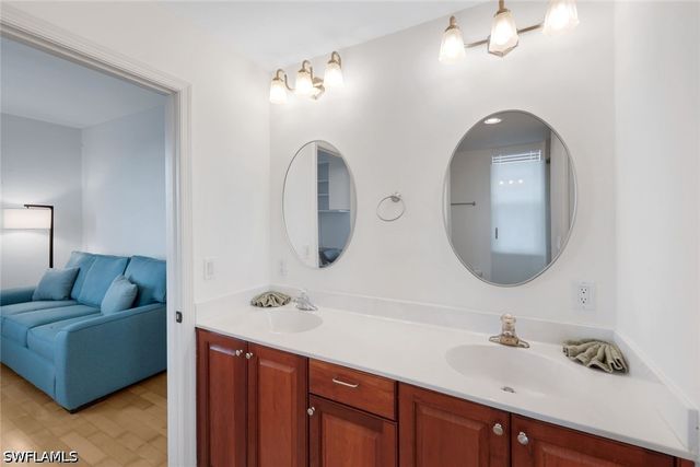 337 Vintage Bay DR D25, Marco Island, FL 34145