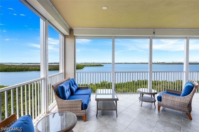 337 Vintage Bay DR D25, Marco Island, FL 34145