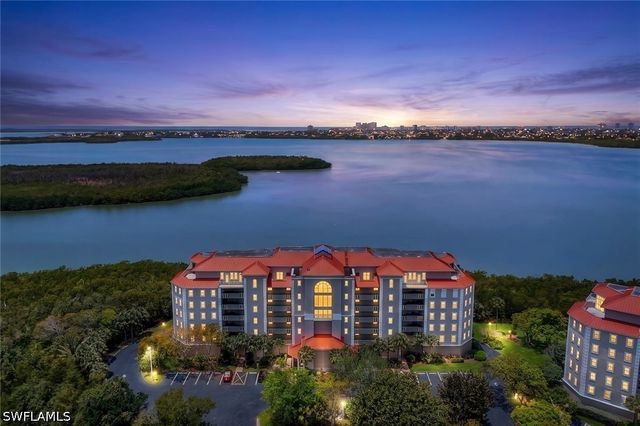 337 Vintage Bay DR D25, Marco Island, FL 34145