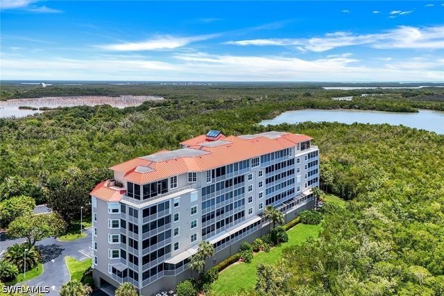 337 Vintage Bay DR D25, Marco Island, FL 34145