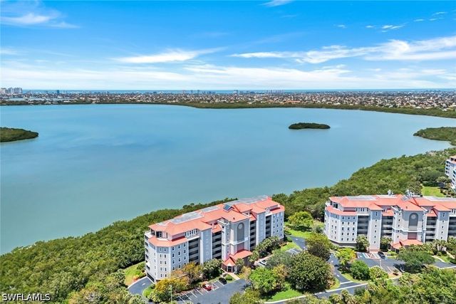 337 Vintage Bay DR D25, Marco Island, FL 34145