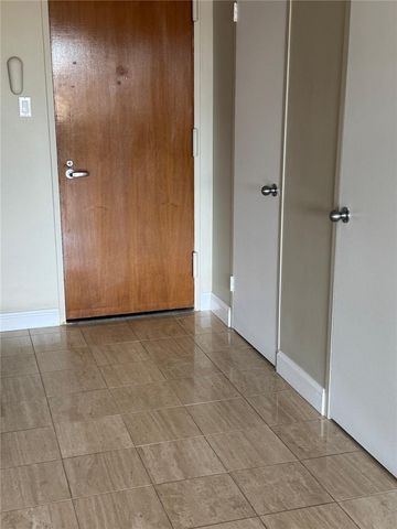 320 Fort Duquesne Blvd 19H, Downtown Pgh, PA 15222