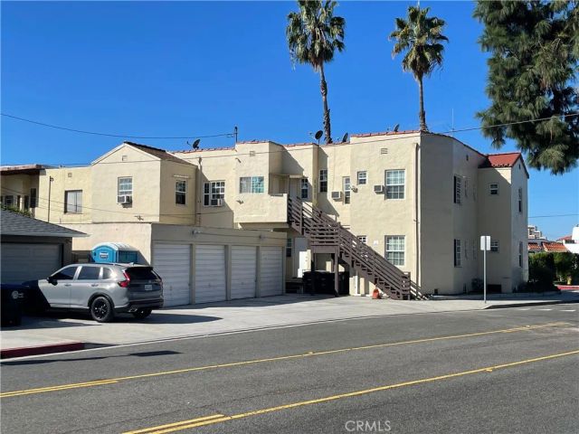 630 Naranja Drive, Glendale, CA 91206