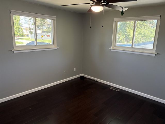 1880 S Globe Street, Westland, MI 48186
