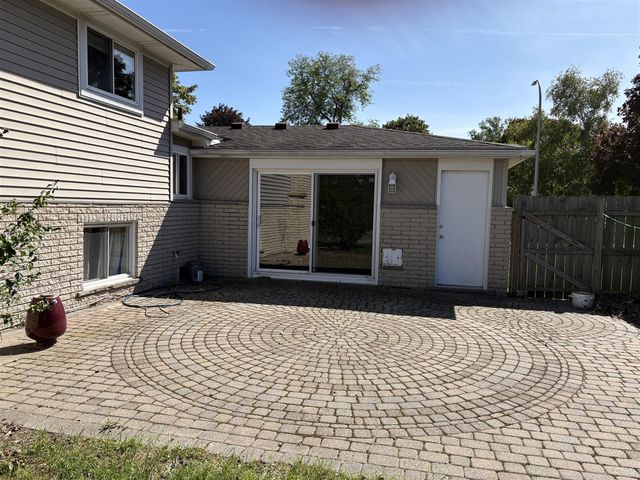 1880 S Globe Street, Westland, MI 48186