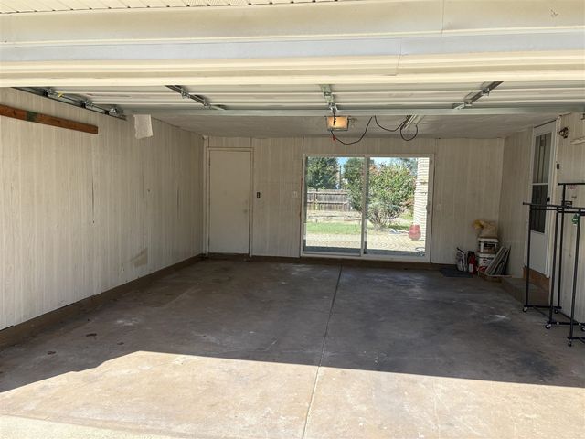 1880 S Globe Street, Westland, MI 48186