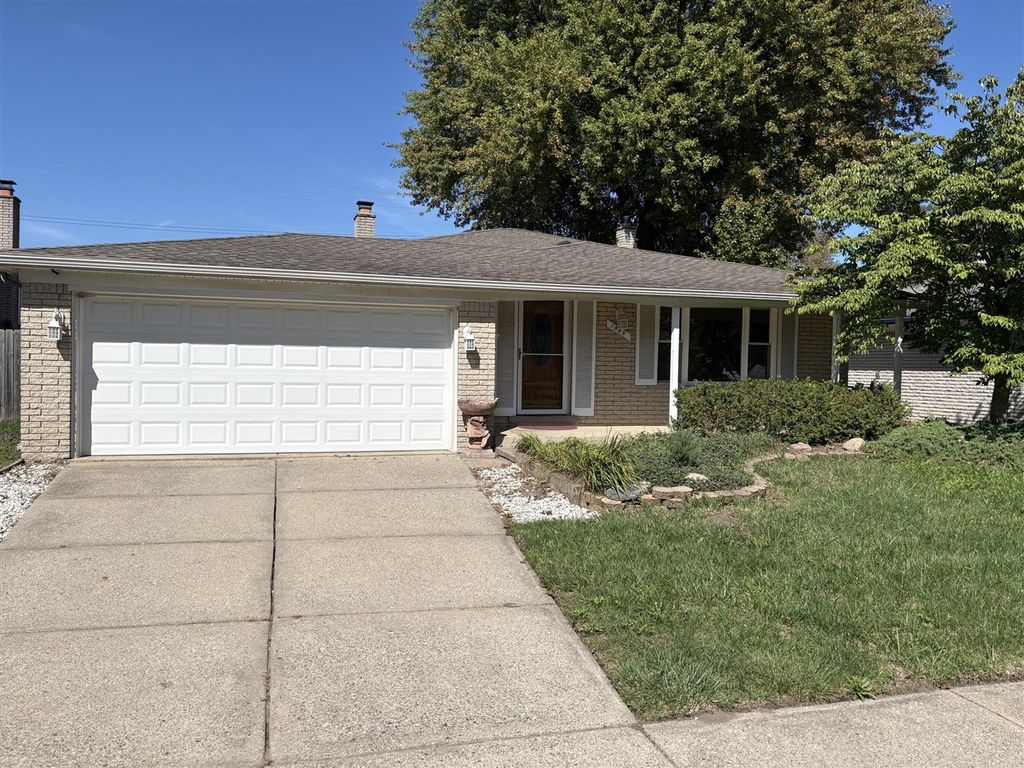 1880 S Globe Street, Westland, MI 48186