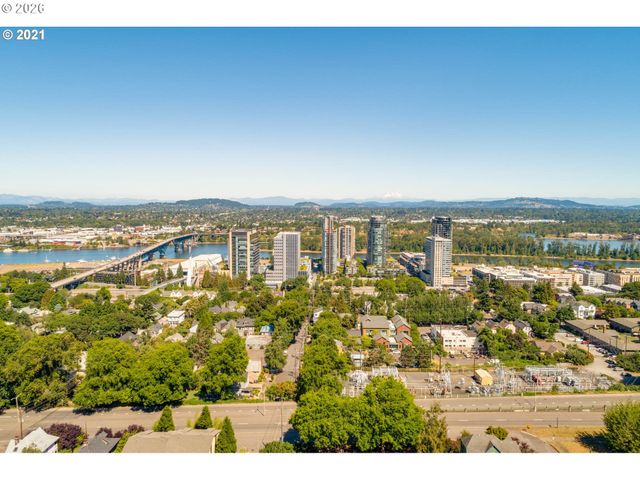 3473 Sw Barbur Blvd 10, Portland, OR 97239