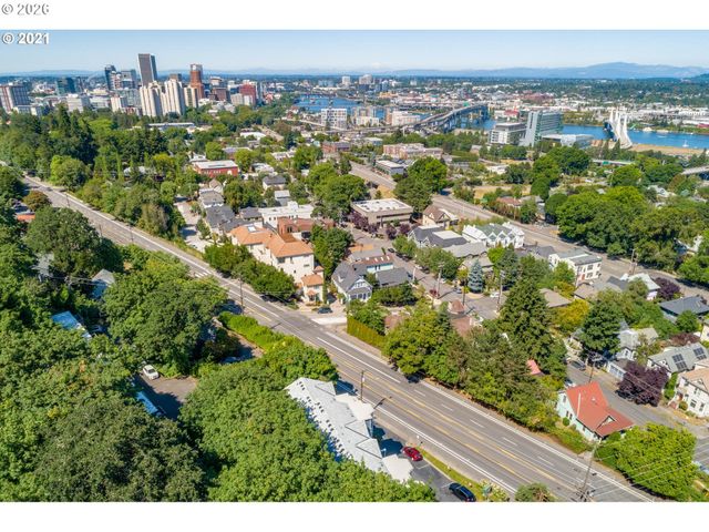 3473 Sw Barbur Blvd 10, Portland, OR 97239