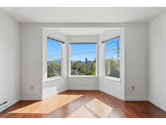 3473 Sw Barbur Blvd 10, Portland, OR 97239