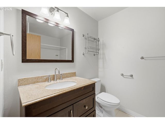 3473 Sw Barbur Blvd 10, Portland, OR 97239