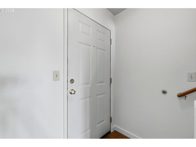 3473 Sw Barbur Blvd 10, Portland, OR 97239