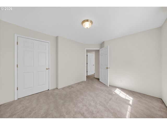 1074 ARBURNIA St, Myrtle Creek, OR 97457