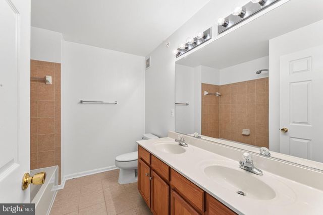 15541 JOHN DISKIN CIR, Woodbridge, VA 22191