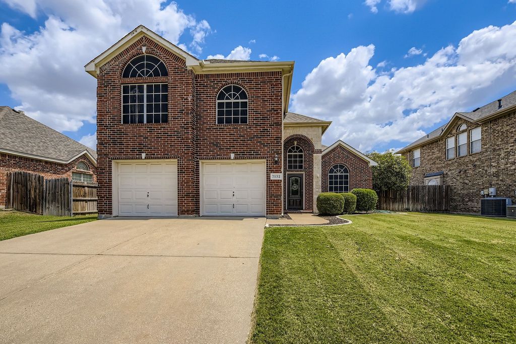 7132 Denver City Drive, Fort Worth, TX 76179