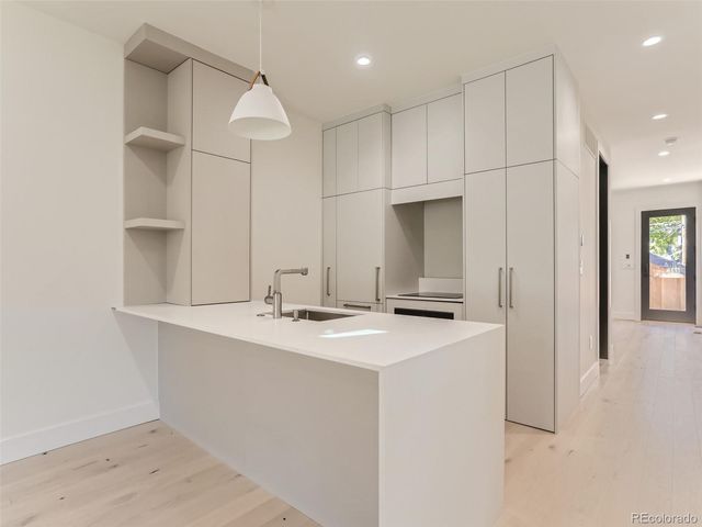 11 Pennsylvania Street, Denver, CO 80203