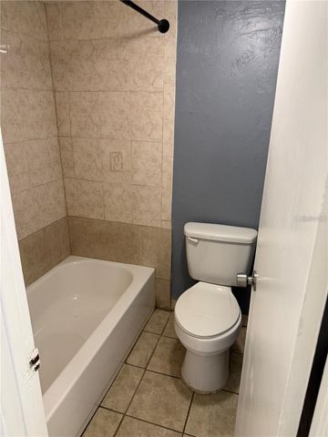 7210 N MANHATTAN AVENUE 2011, Tampa, FL 33614