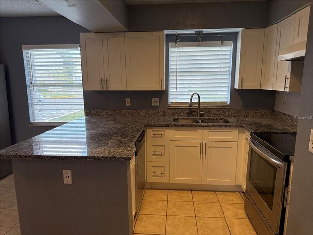 7210 N MANHATTAN AVENUE 2011, Tampa, FL 33614