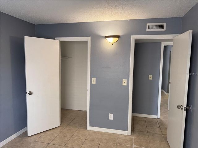 7210 N MANHATTAN AVENUE 2011, Tampa, FL 33614