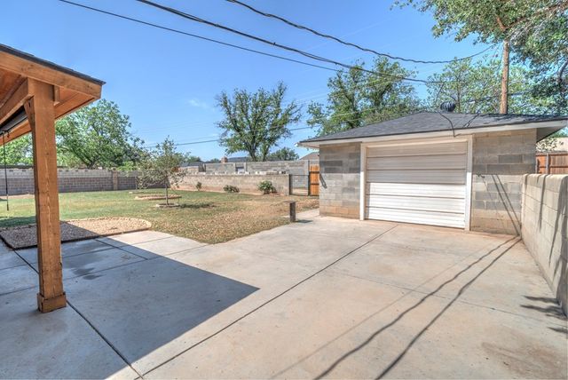 2103 Ward St, Midland, TX 79705